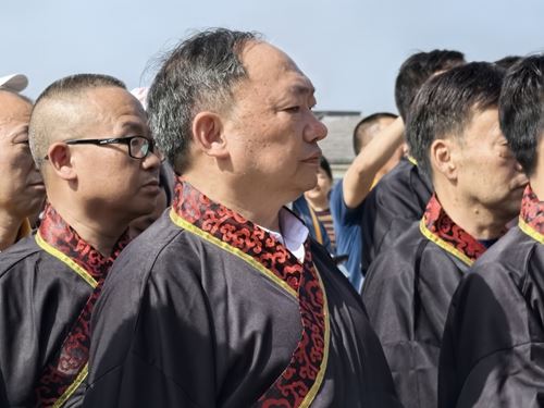 端午源头思屈子，河伯潭上诵离骚——湘鄂两地屈子诗词吟诵会暨祭祀屈原典礼(图3)